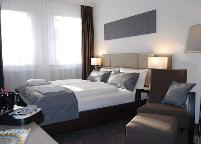 Dom Hotel Am Roemerbrunnen